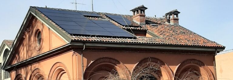 Impianto fotovoltaico su edificio